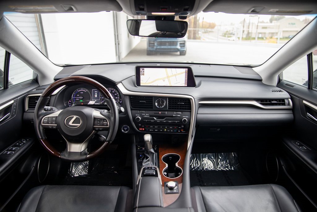 Used 2019 Lexus RX 450h AWD image 9