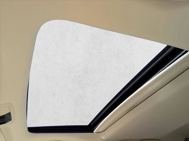 Used 2020 Lexus GX 460 Premium w/ Premium Package image 16