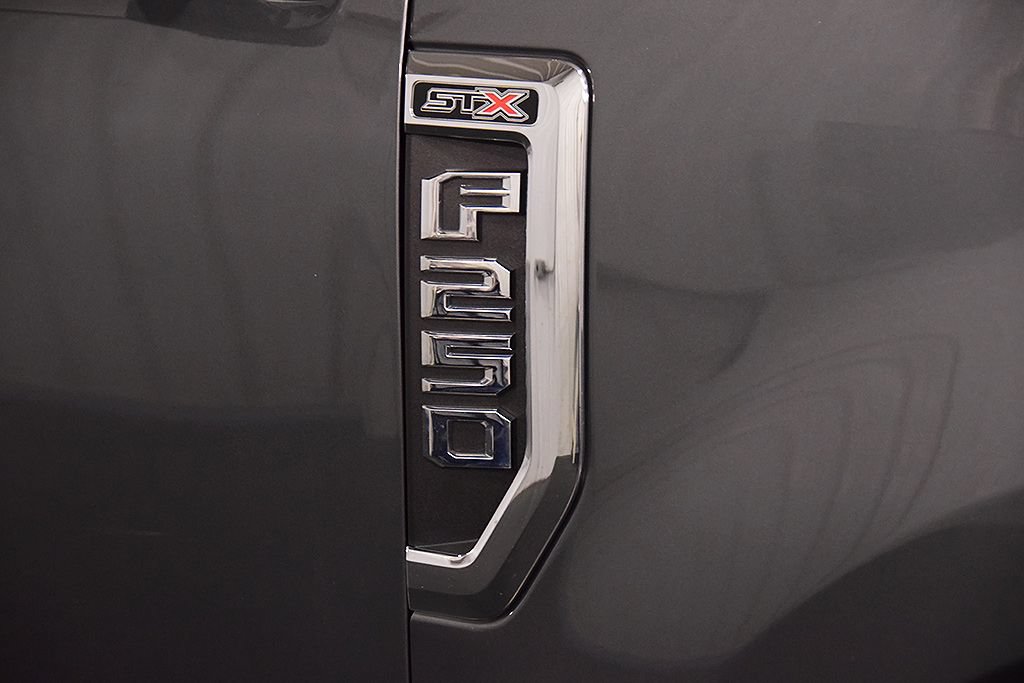 Used 2022 Ford F250 XL w/ STX Appearance Package AWD/4WD image 14