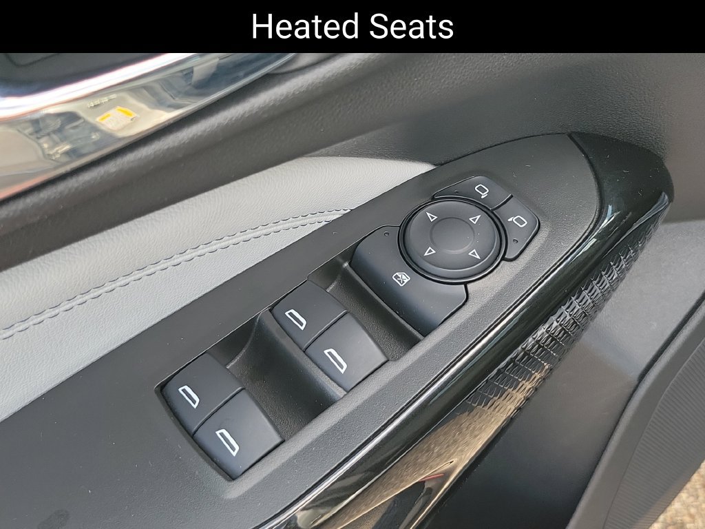 Used 2024 Chevrolet Trax LT w/ LT Convenience Package FWD image 11