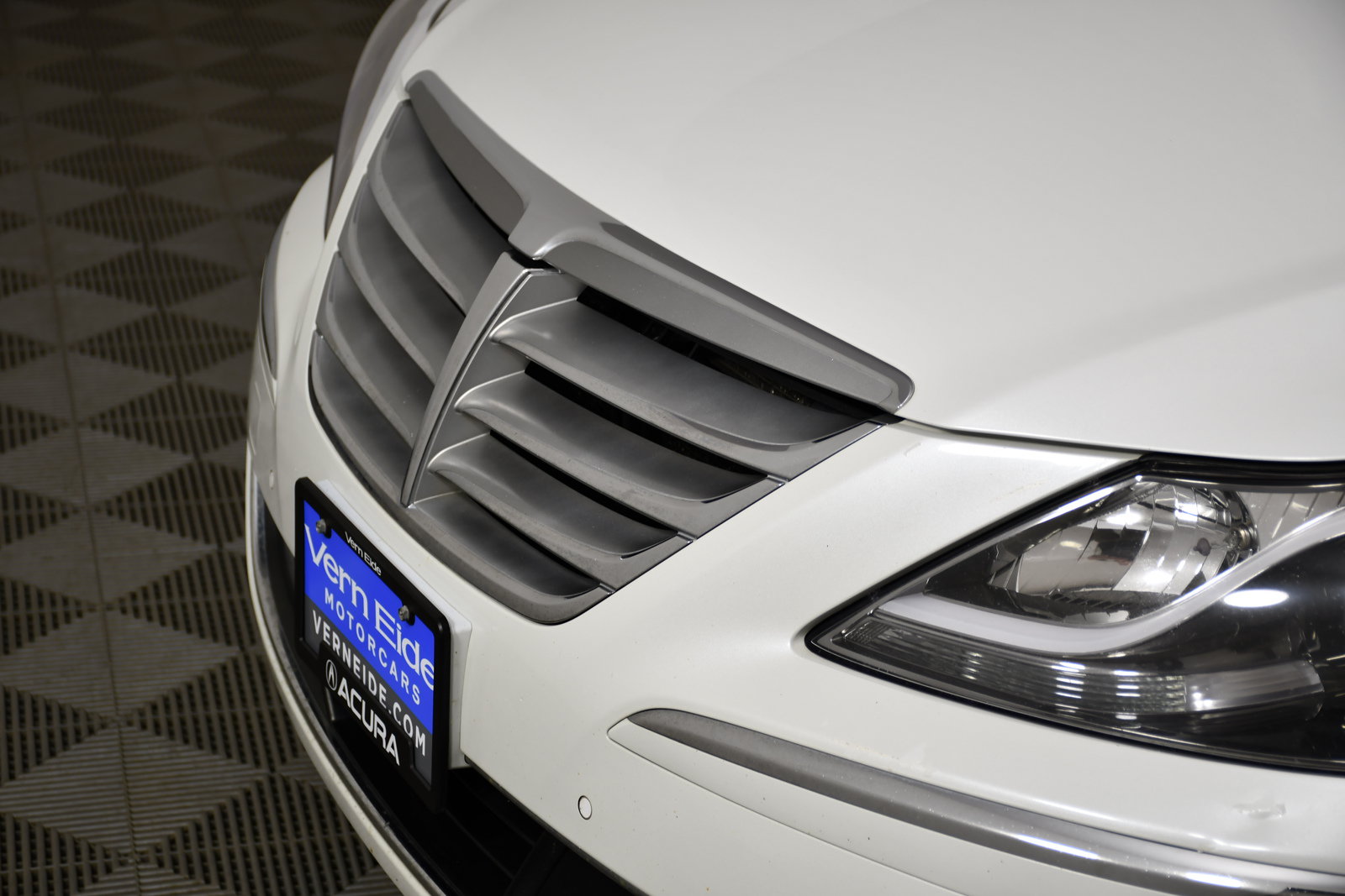 Used 2013 Hyundai Genesis 5.0 R-Spec RWD image 11