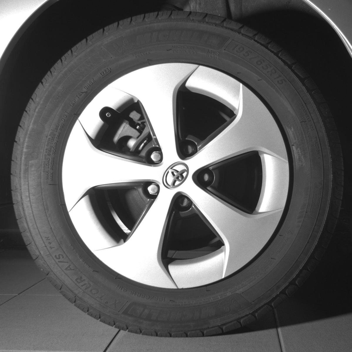 Used 2015 Toyota Prius Three w/ Solar Roof Package FWD image 15