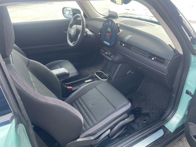 Certified 2025 MINI Cooper S image 10