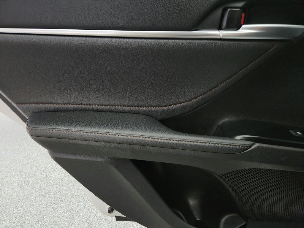 Used 2018 Toyota Camry XLE w/ Audio Package FWD image 30