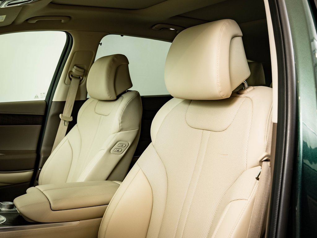 Used 2023 Genesis GV80 3.5T image 22