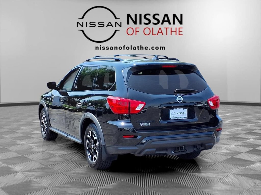 Used 2020 Nissan Pathfinder SV w/ Rock Creek Edition FWD image 3