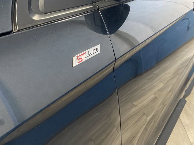 Used 2022 Ford Edge ST-Line w/ Class II Trailer Tow Package image 32