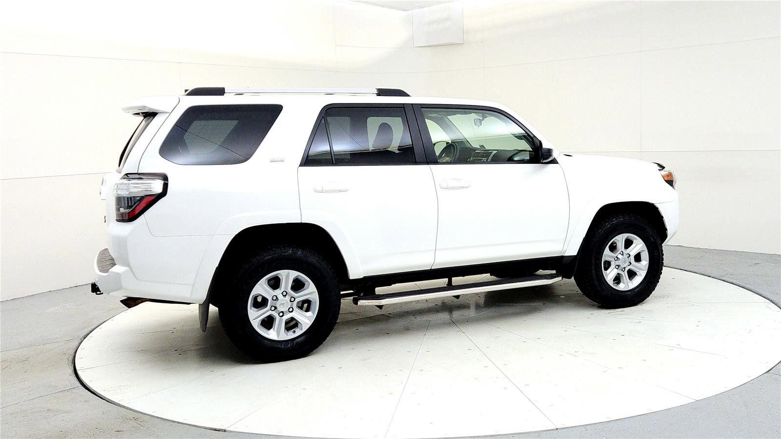 Certified 2019 Toyota 4Runner SR5 image 6