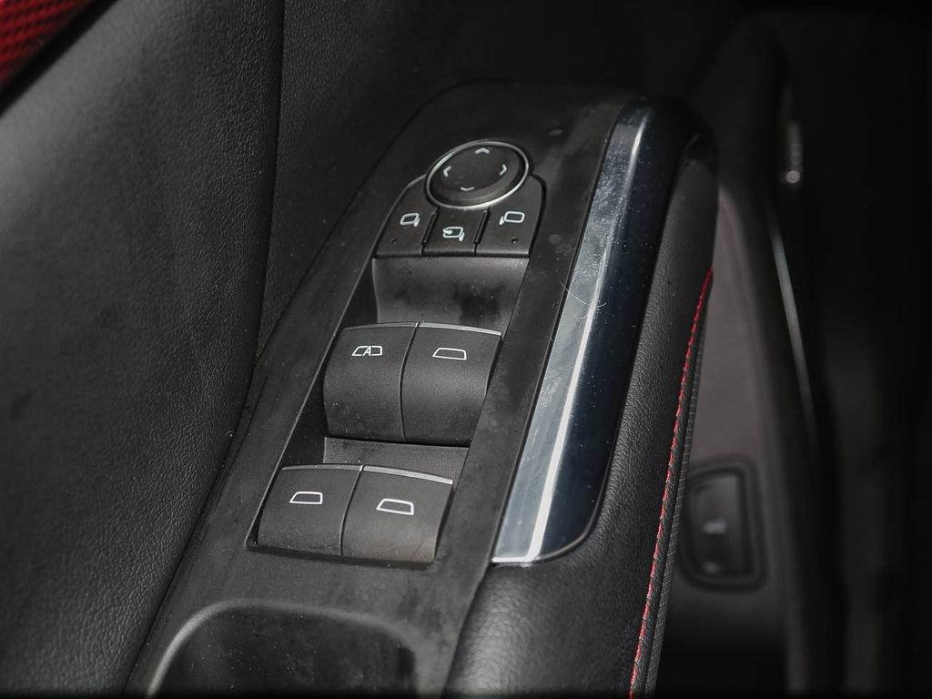 Used 2024 Chevrolet Traverse RS image 27