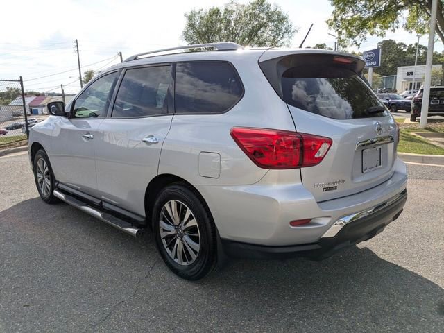 Used 2018 Nissan Pathfinder S image 9