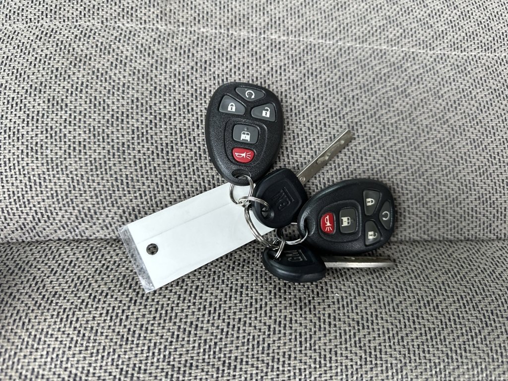 Used 2021 Chevrolet Express 2500 w/ Driver Convenience Package image 26