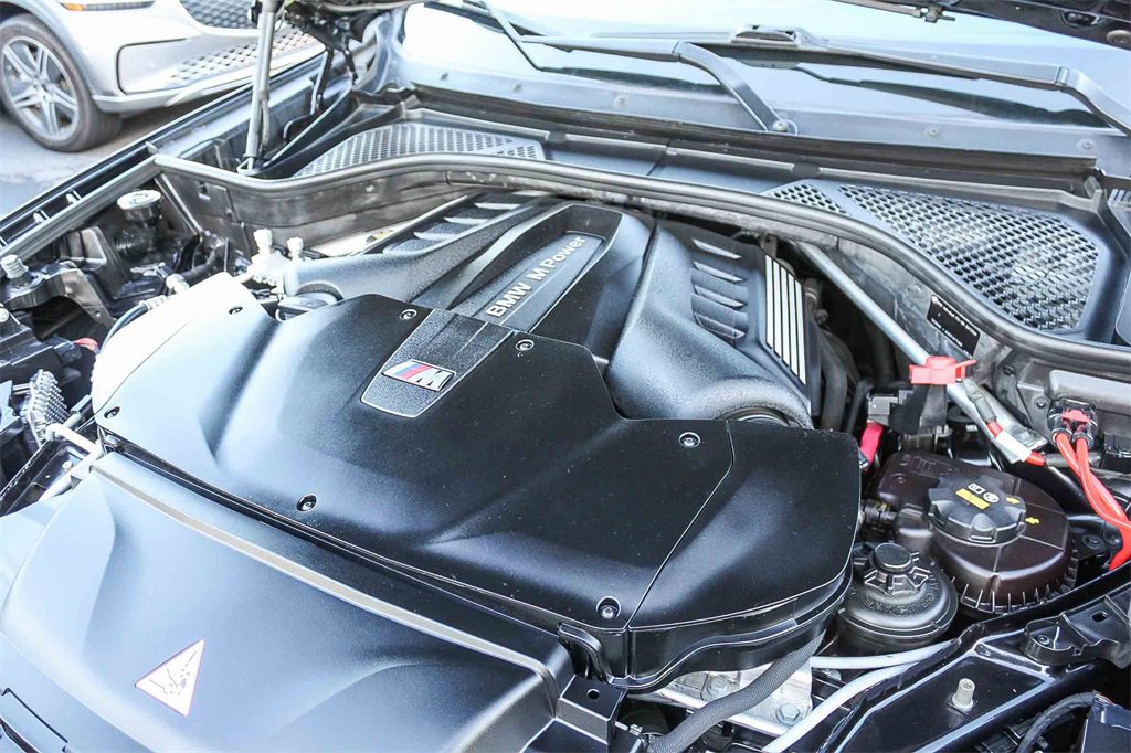 Used 2018 BMW X6 M image 33