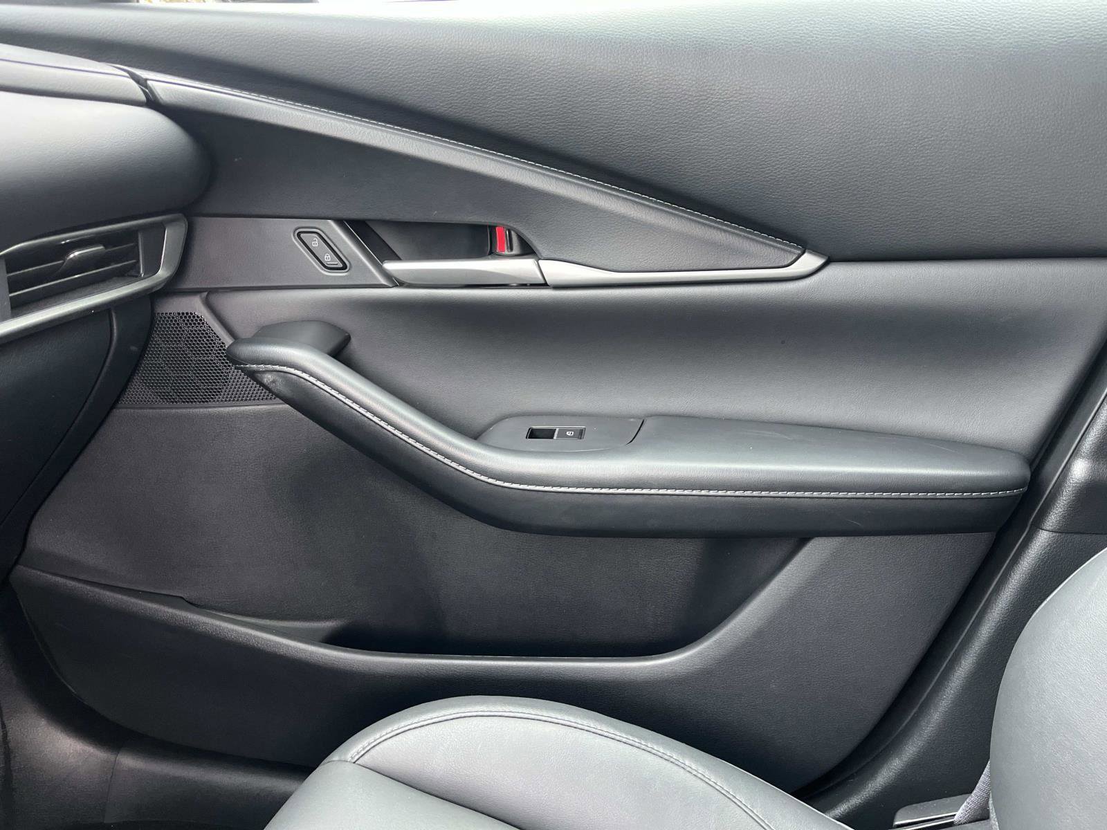 Used 2022 MAZDA CX-30 AWD 2.5 S w/ Select Package image 24