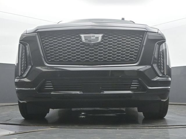 Certified 2026 Cadillac Escalade Platinum Sport w/ LPO, ONYX Package AWD/4WD image 47