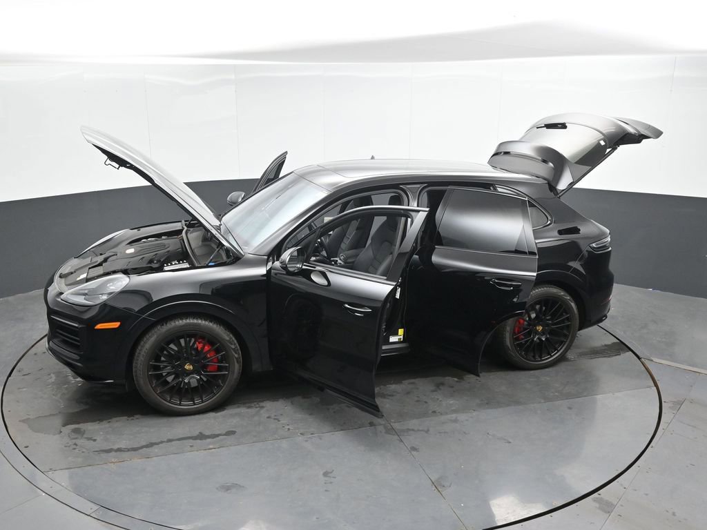 Used 2023 Porsche Cayenne GTS AWD/4WD image 55