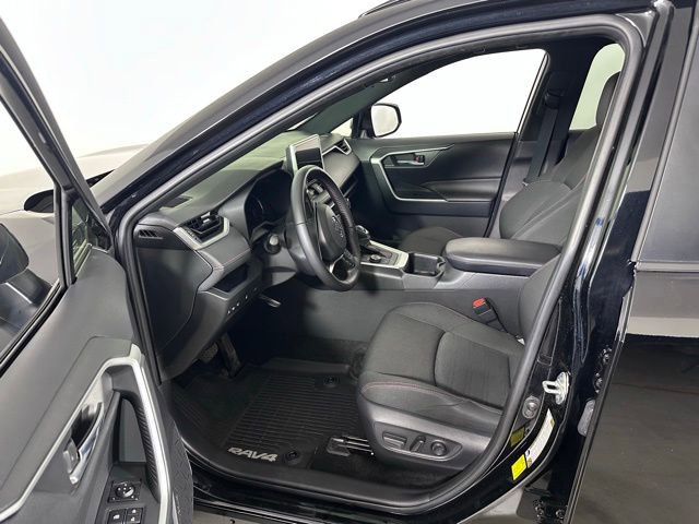 Used 2024 Toyota RAV4 SE w/ Weather & Moonroof Package AWD/4WD image 20