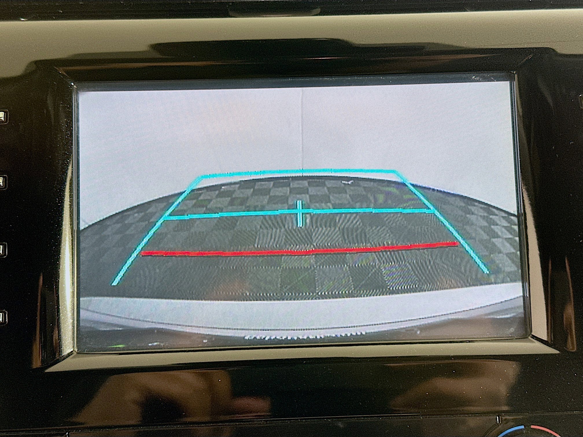 Used 2019 Toyota Camry LE image 21