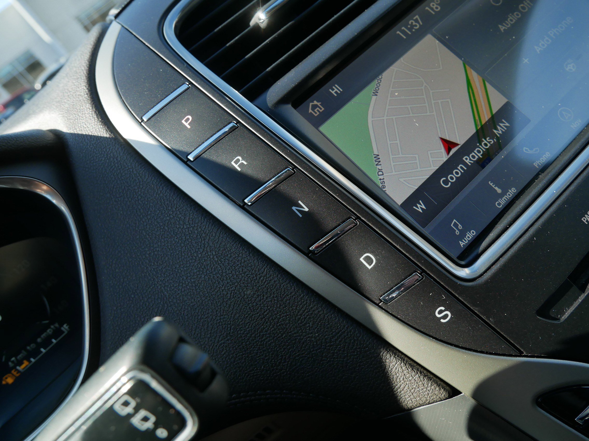 Used 2020 Lincoln Nautilus Reserve w/ Equipment Group 201A image 24