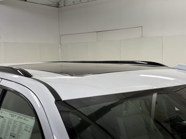 New 2026 Cadillac Escalade ESV Platinum Sport w/ LPO, ONYX Package image 19