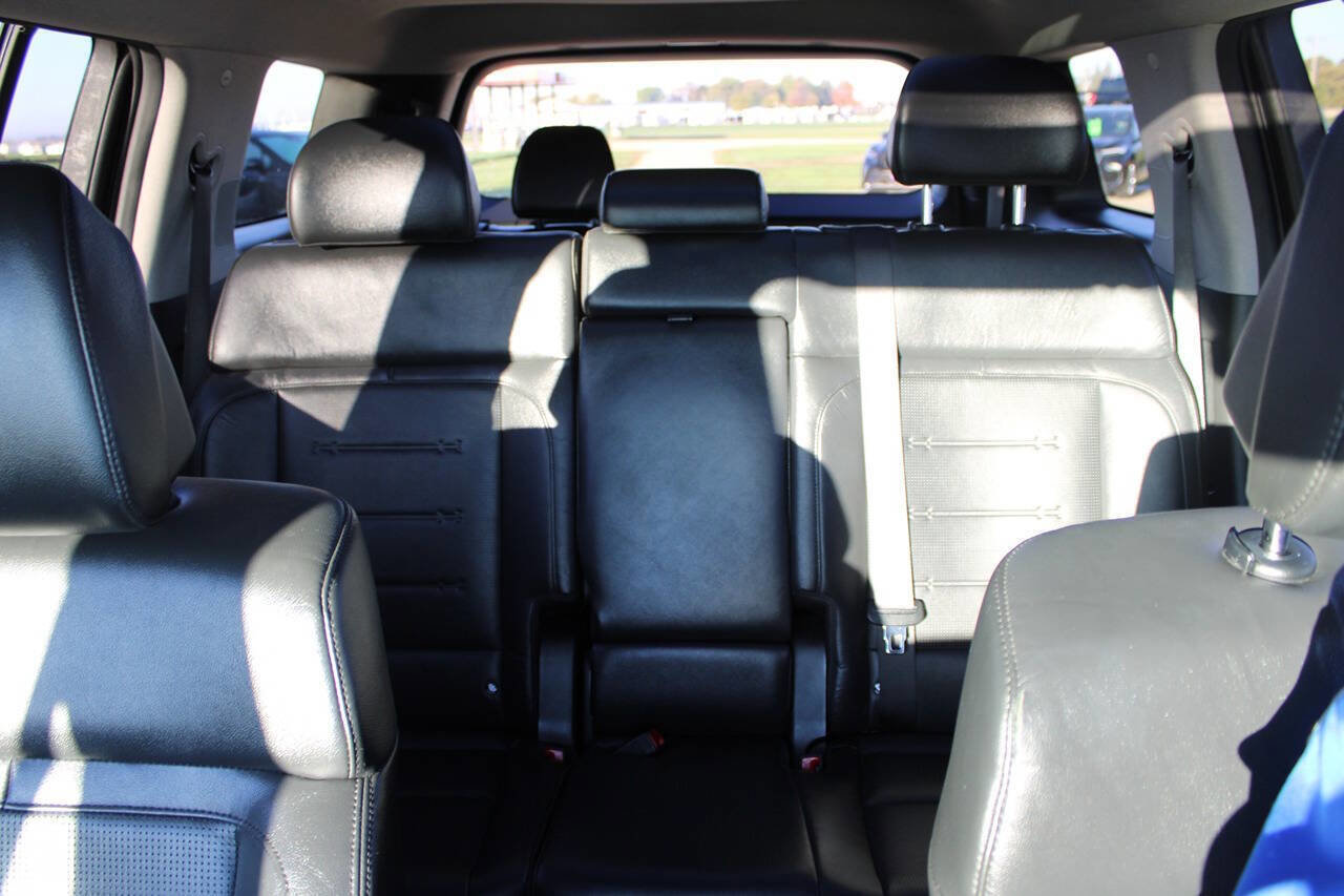 Used 2024 Hyundai Santa Fe Limited image 18