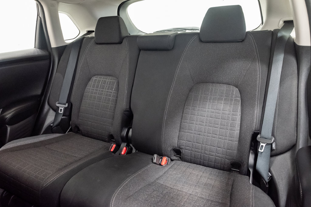 Used 2025 Honda HR-V LX image 27