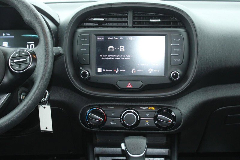 Used 2024 Kia Soul LX w/ Option Group 015 image 16