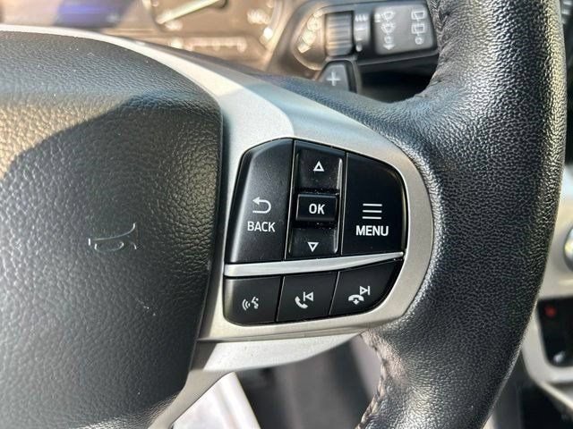 Used 2021 Ford Explorer XLT w/ Equipment Group 202A AWD/4WD image 17