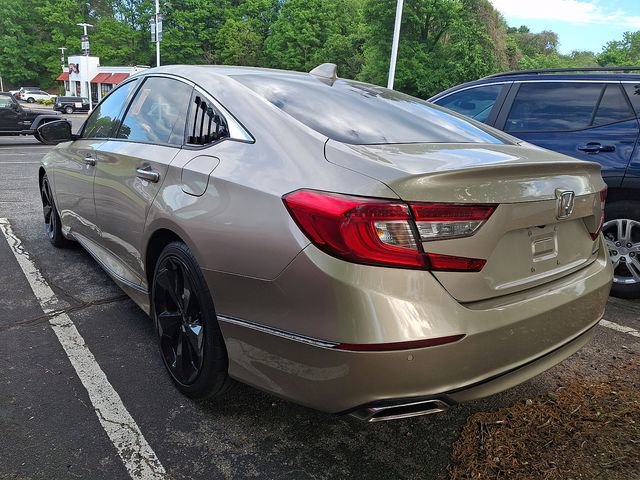 Used 2018 Honda Accord Touring image 10