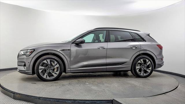 Used 2021 Audi e-tron Premium w/ Convenience Plus Package image 3