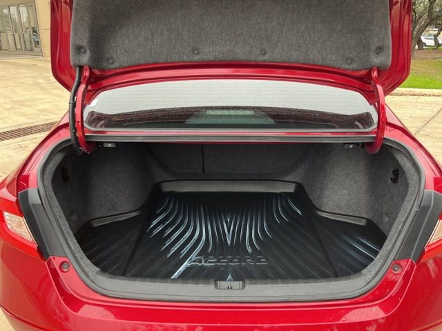 Used 2018 Honda Accord EX-L image 4