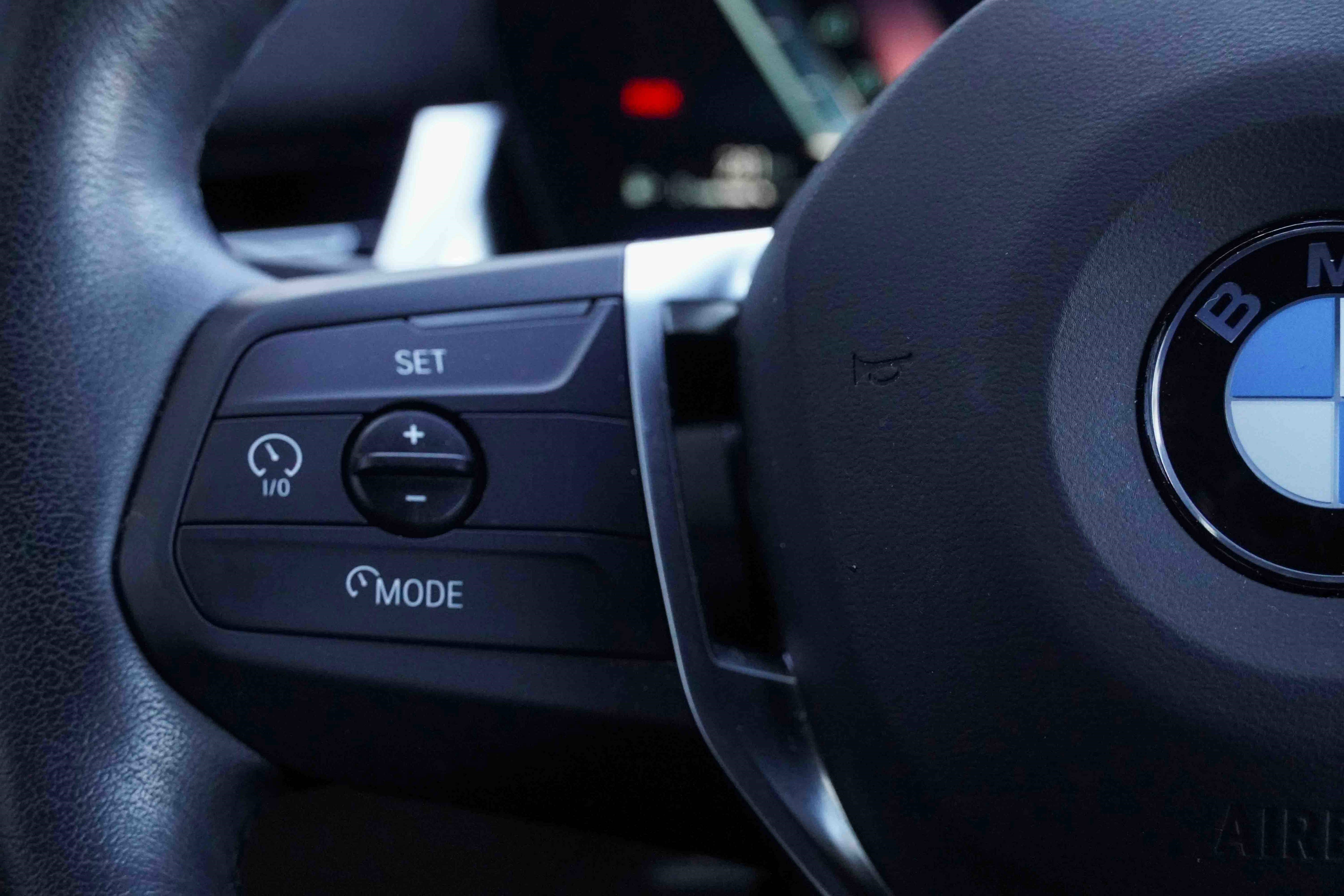 Certified 2025 BMW X2 xDrive28i image 21