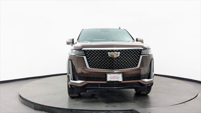 Used 2023 Cadillac Escalade ESV Premium Luxury w/ Performance Package AWD/4WD image 12