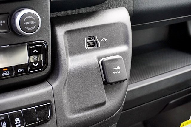 New 2024 RAM ProMaster 3500 w/ Delivery Van Package image 36