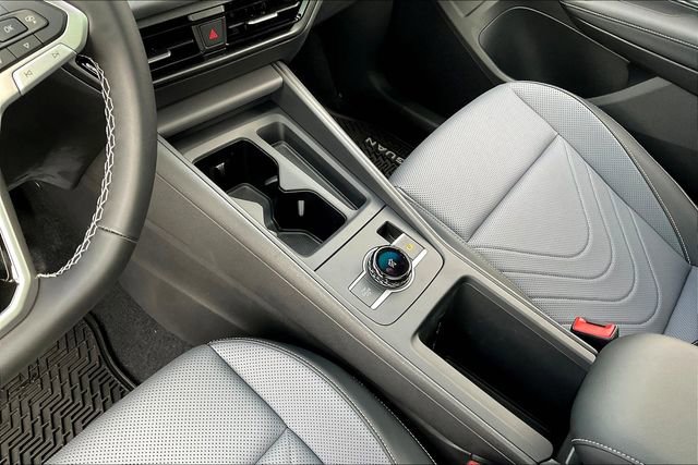 New 2025 Volkswagen Tiguan SE AWD/4WD image 10