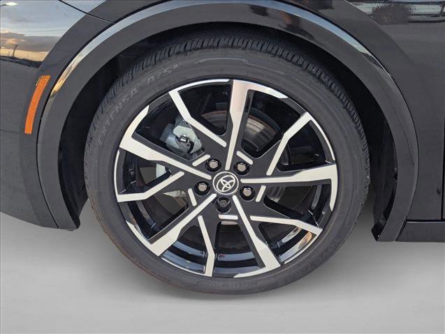 Used 2026 Toyota Prius XSE image 9