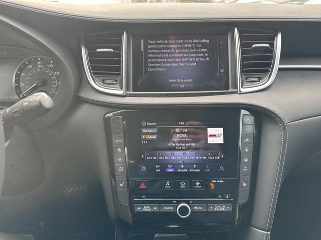 Certified 2022 INFINITI QX50 Luxe w/ Appearance Package image 18