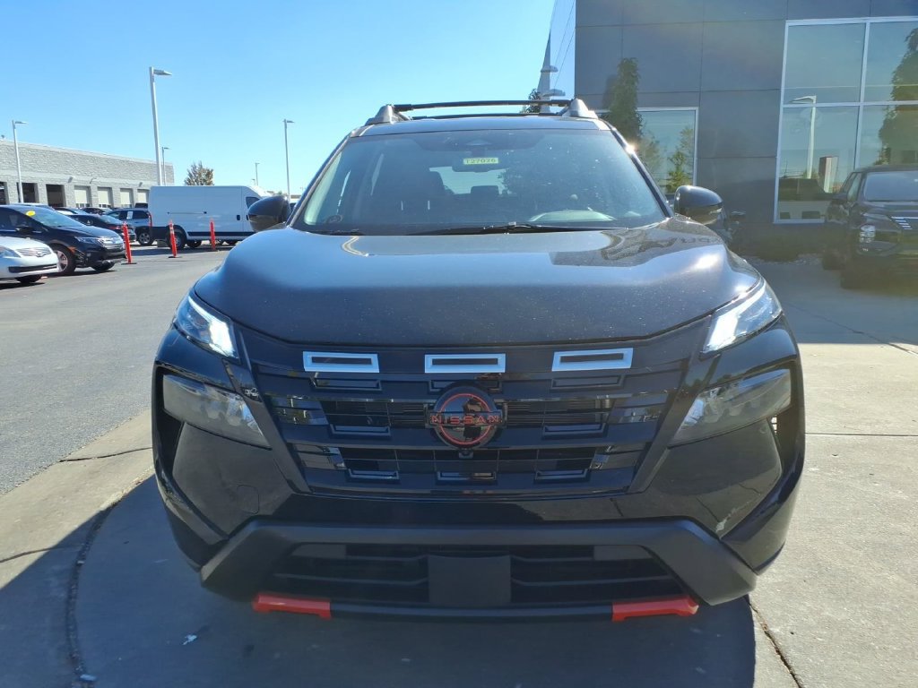 New 2027 Nissan Rogue SV w/ Rock Creek Premium Package AWD/4WD image 3