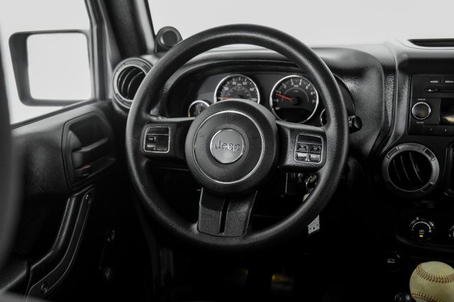Used 2014 Jeep Wrangler Unlimited Sport AWD/4WD image 11
