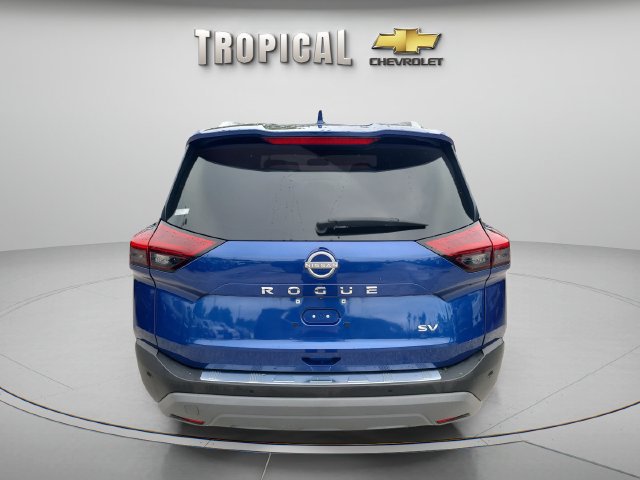 Used 2023 Nissan Rogue SV w/ SV Premium B Package FWD image 4