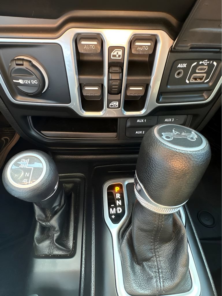 Used 2018 Jeep Wrangler Unlimited Sport S AWD/4WD image 27