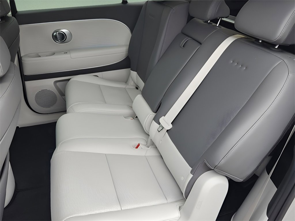 New 2026 Hyundai Ioniq 9 SEL image 11