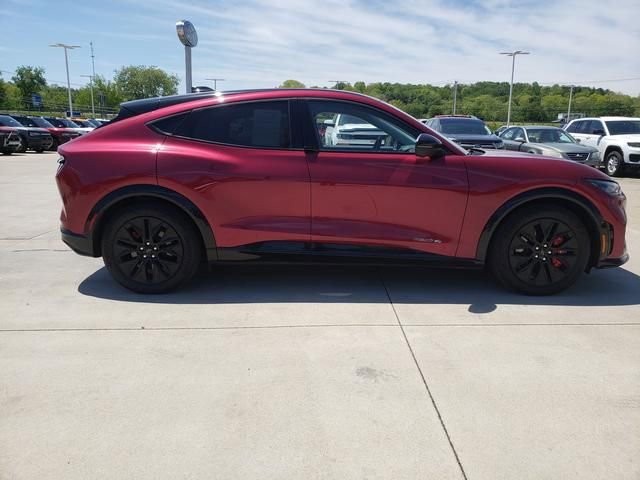 Used 2025 Ford Mustang Mach-E Premium w/ Sport Appearance Package AWD/4WD image 3