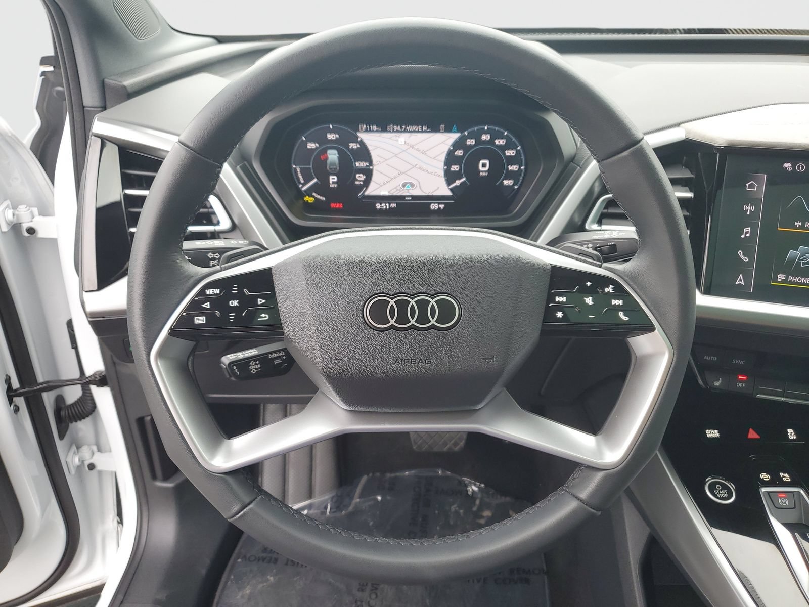 Used 2025 Audi Q4 e-tron Premium w/ Convenience Package RWD image 28