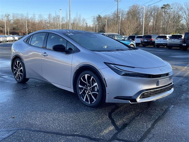Used 2024 Toyota Prius Prime Premium image 7