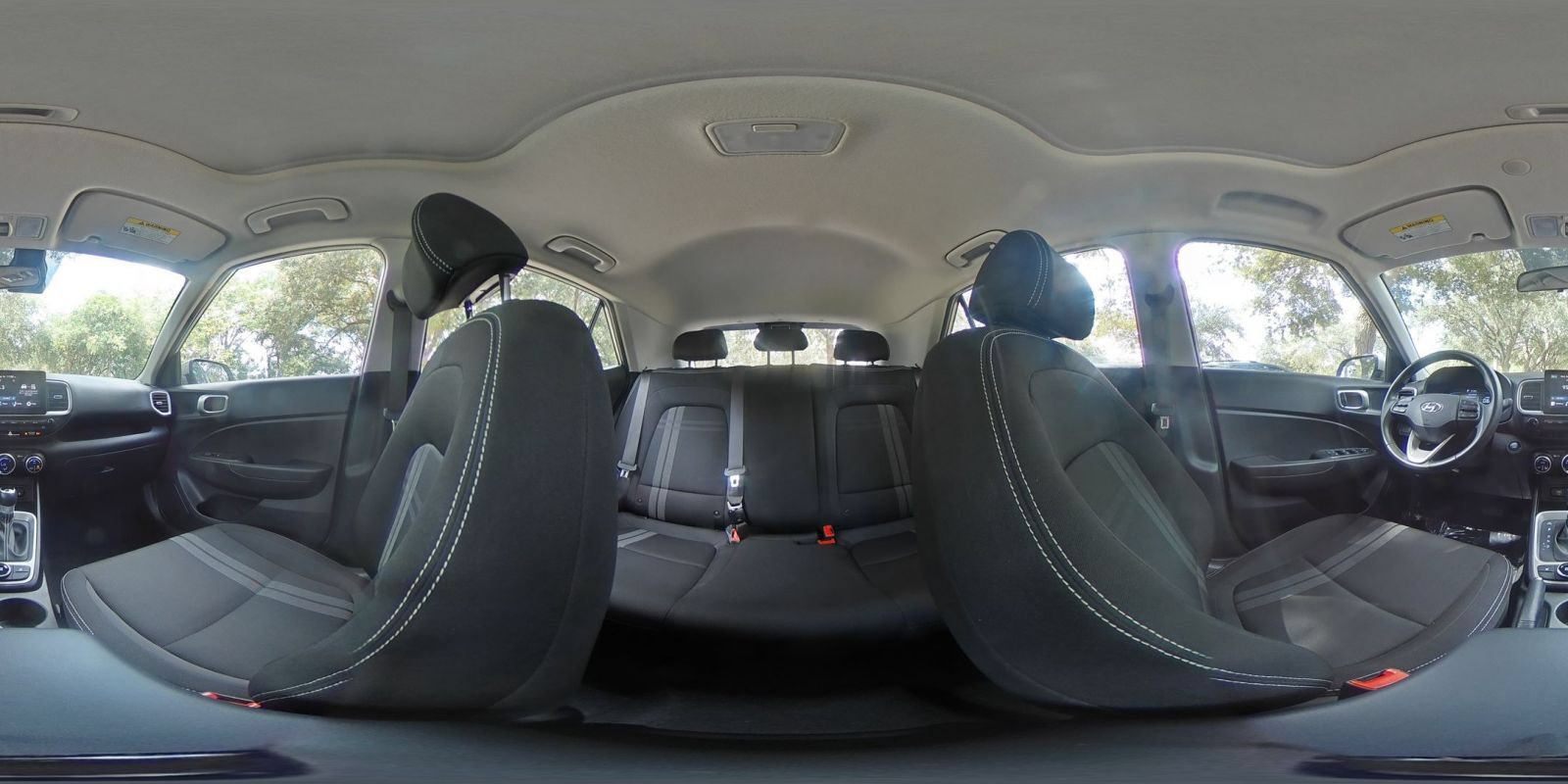 Used 2026 Hyundai Venue SEL FWD image 41