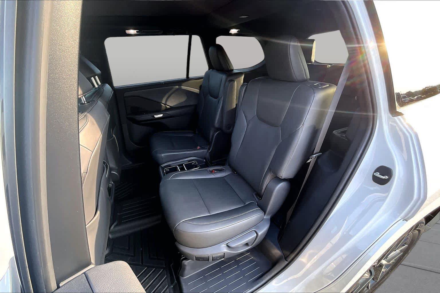 Used 2025 Lexus TX 350 AWD w/ Technology Package image 21