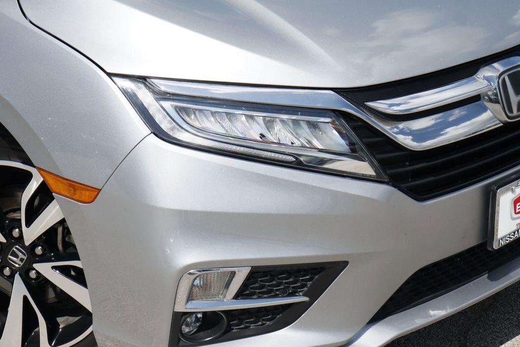 Used 2019 Honda Odyssey Elite image 2