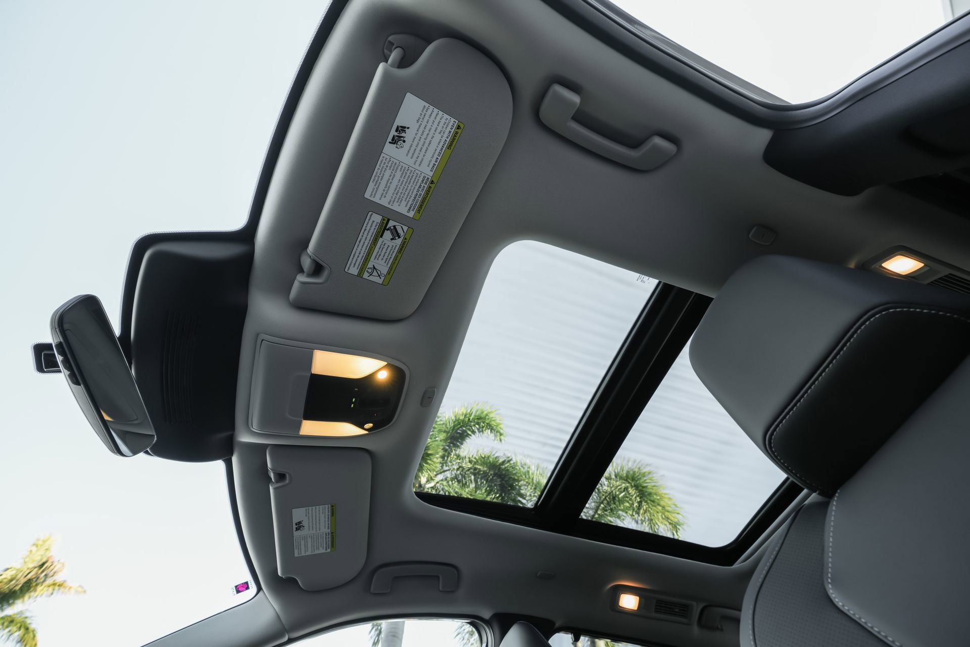 New 2026 INFINITI QX60 Luxe w/ Cargo Package image 18