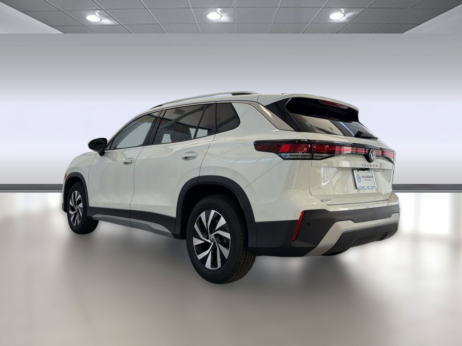 New 2026 Volkswagen Tiguan S FWD image 3