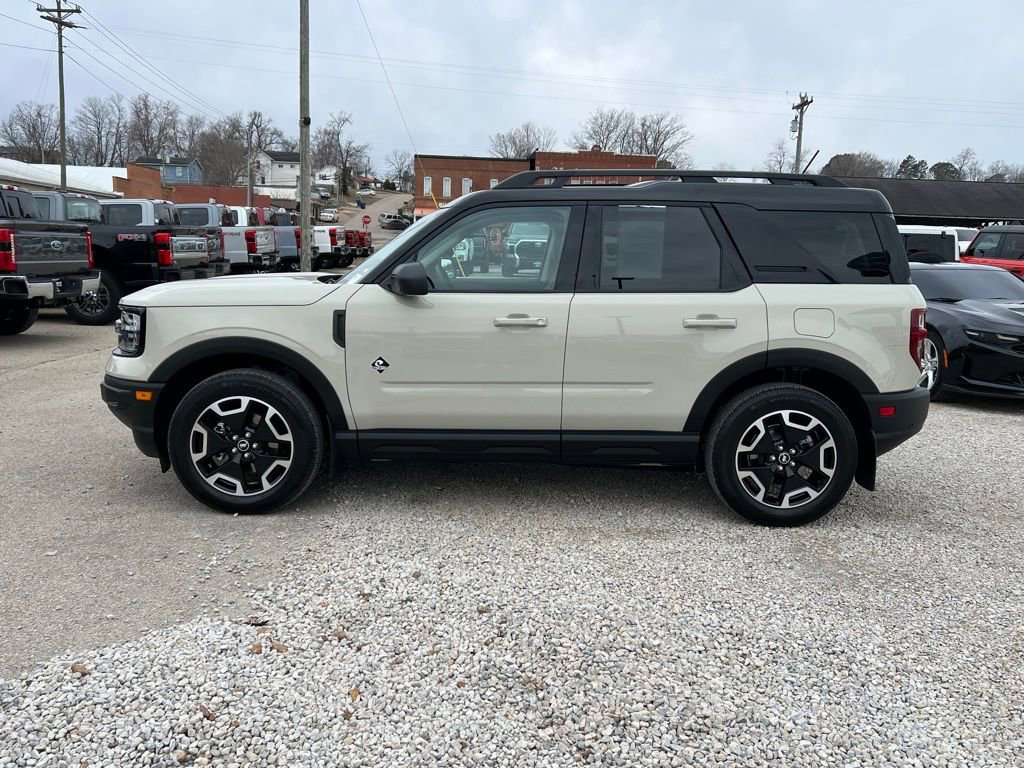 Used 2024 Ford Bronco Sport Outer Banks image 5